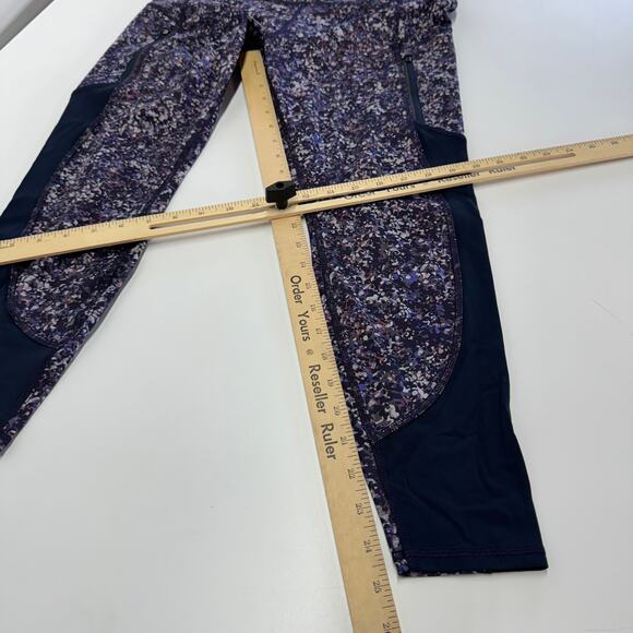 Athleta Leggings Womens Medium‎ Petite Purple Rainer Printed Mesh Tight - Picture 7 of 7